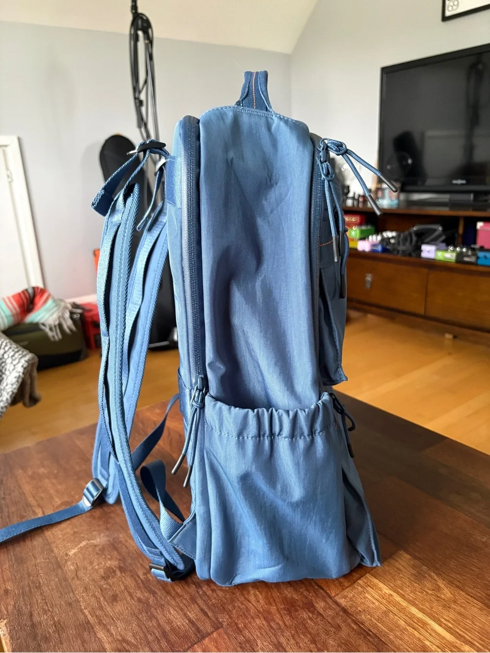 Bagsmart Moss 22l backpack like new